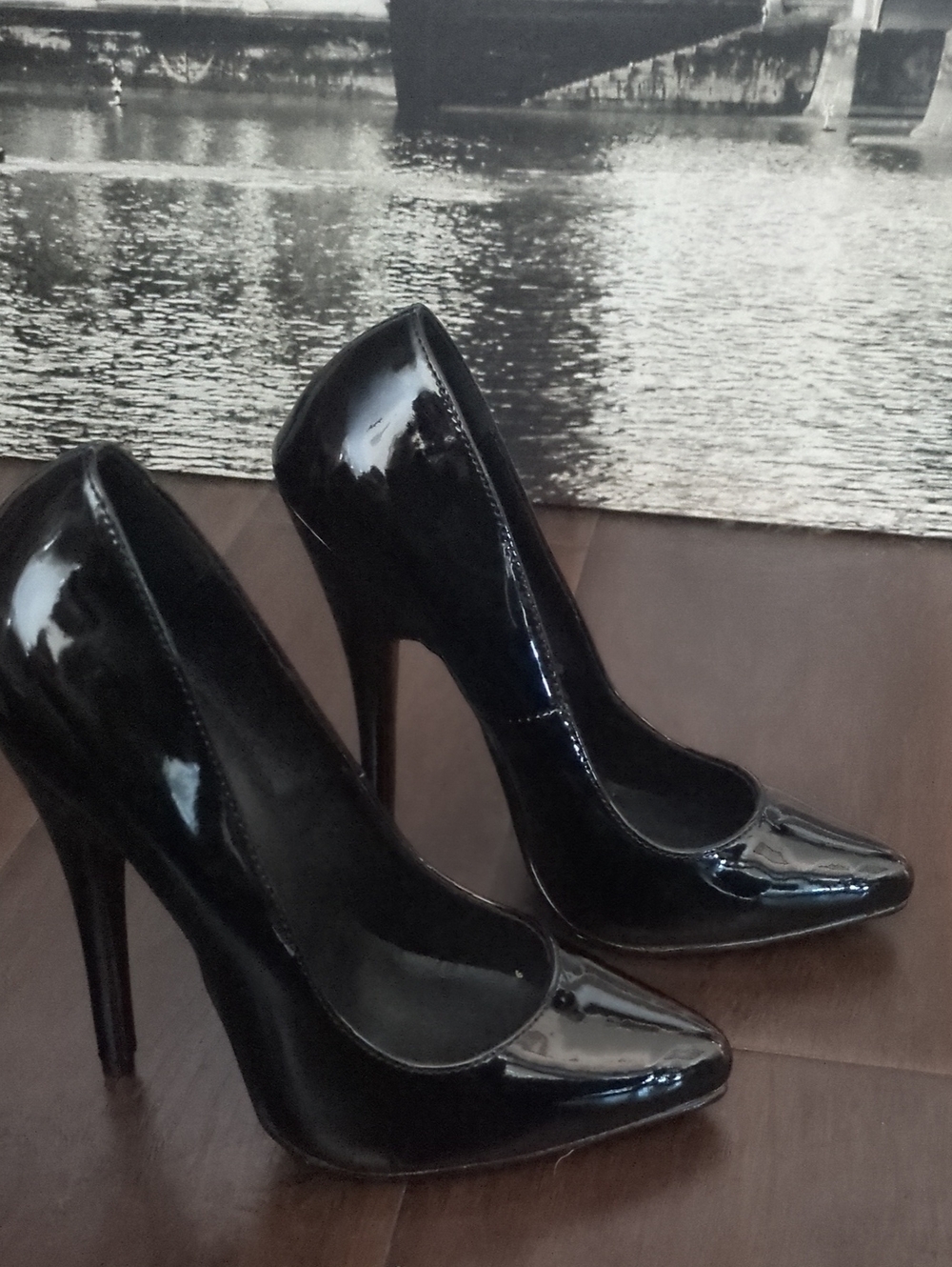 Patent Black Pointed-Toe High Stiletto Pumps